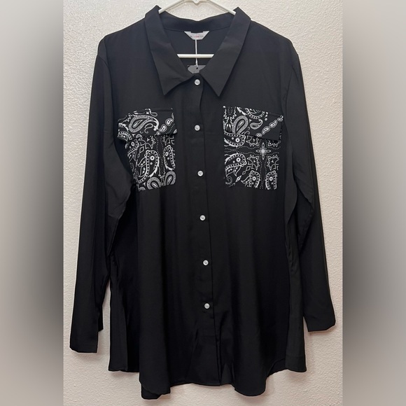RoseGal Tops - NWT Black and White Paisley Button Down Shirt size 4X